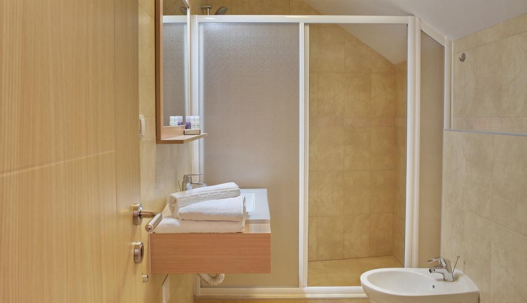 Garni Hotel Tema Nova Cacak Room photo