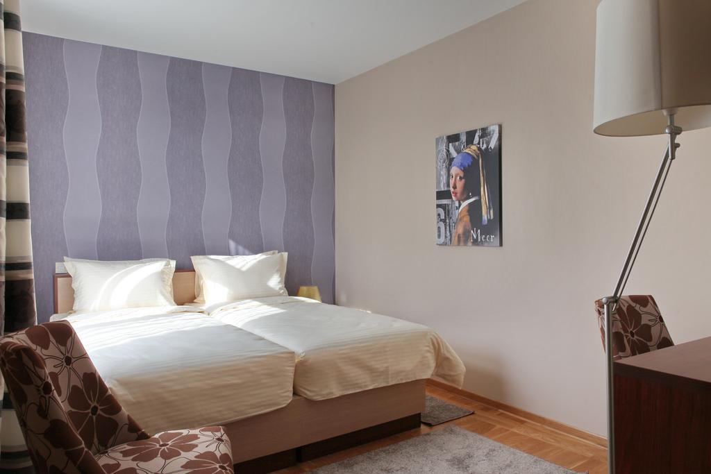 Garni Hotel Tema Nova Cacak Room photo