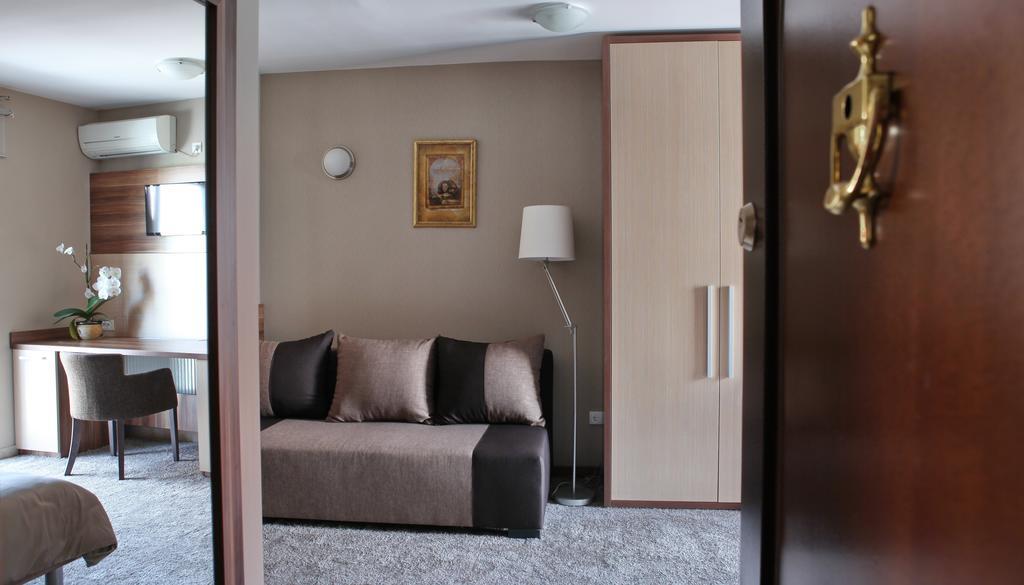 Garni Hotel Tema Nova Cacak Room photo
